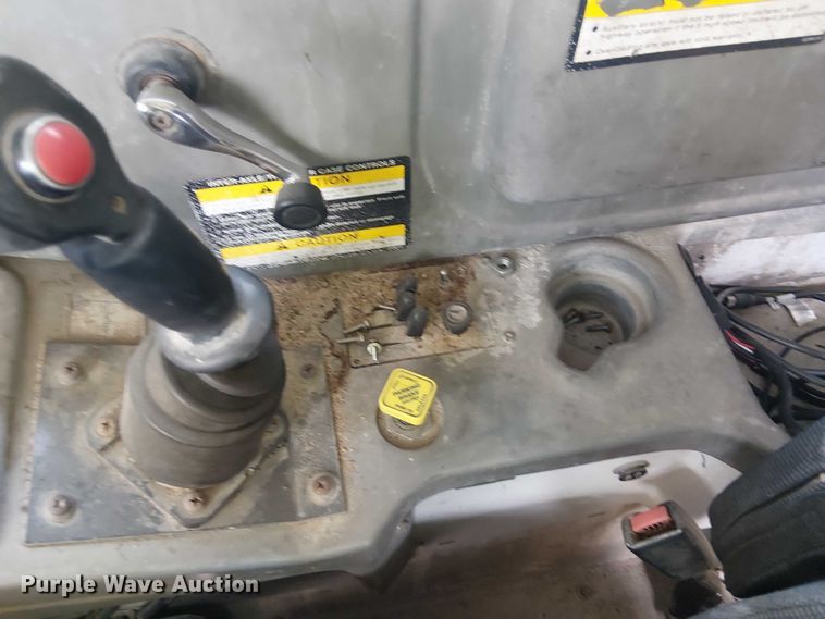 image for item DT6267 2007 Oshkosh S Series ready mix truck