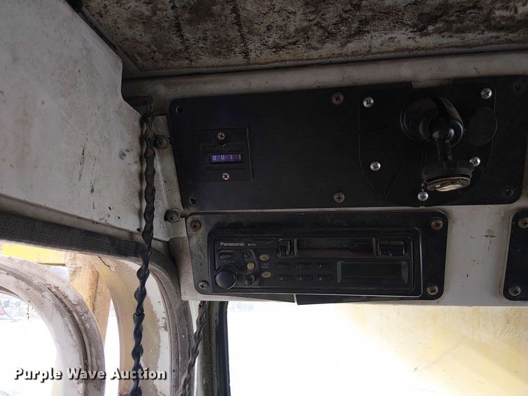 image for item DT6267 2007 Oshkosh S Series ready mix truck