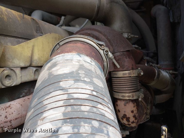 image for item DT6267 2007 Oshkosh S Series ready mix truck