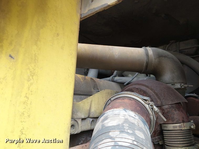 image for item DT6267 2007 Oshkosh S Series ready mix truck