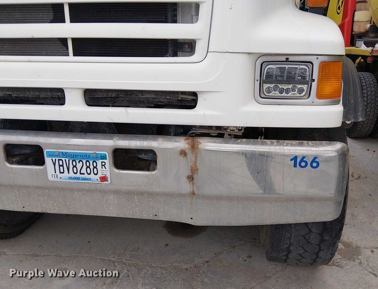 image for item DT6268 1999 Sterling ready mix truck