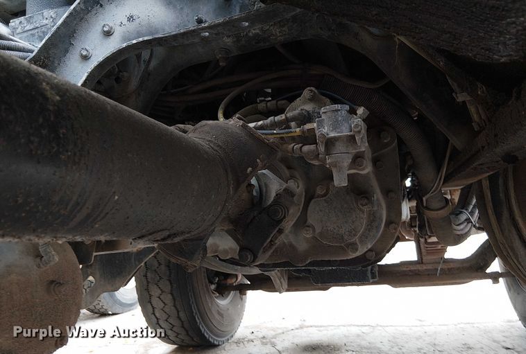 image for item DT6268 1999 Sterling ready mix truck