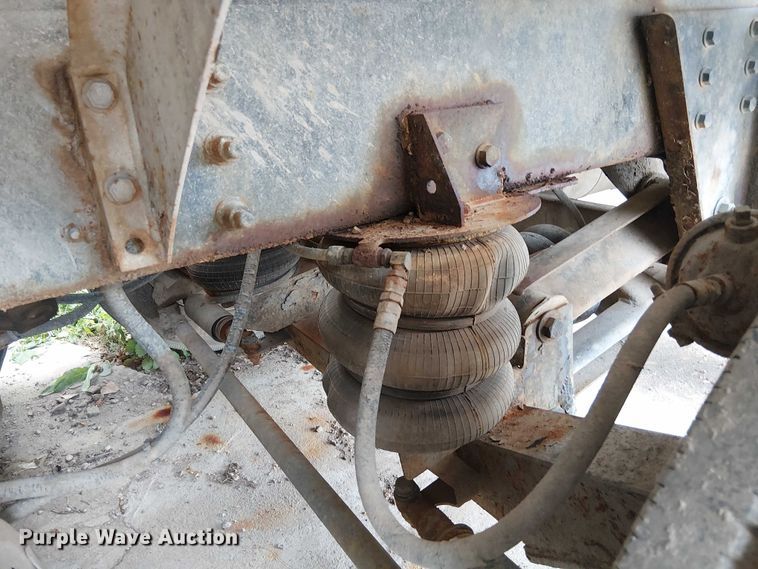 image for item DT6268 1999 Sterling ready mix truck