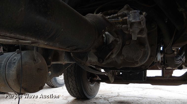 image for item DT6268 1999 Sterling ready mix truck