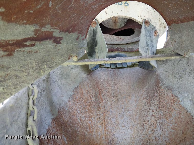 image for item DT6268 1999 Sterling ready mix truck