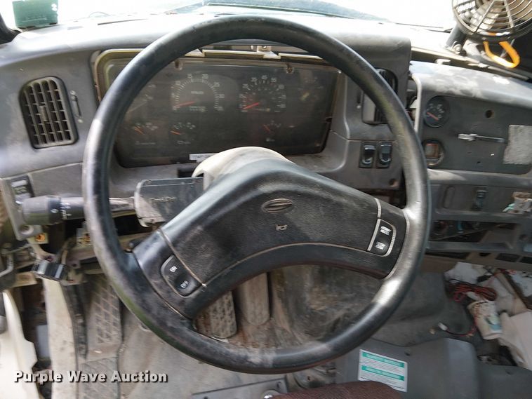 image for item DT6268 1999 Sterling ready mix truck