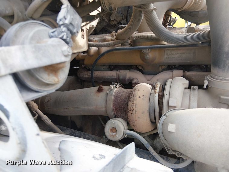 image for item DT6268 1999 Sterling ready mix truck