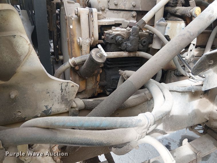 image for item DT6268 1999 Sterling ready mix truck