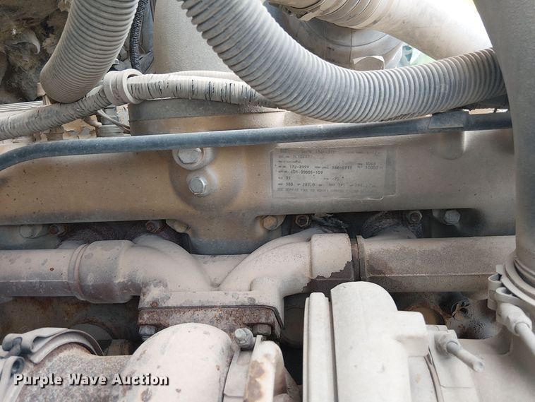 image for item DT6268 1999 Sterling ready mix truck