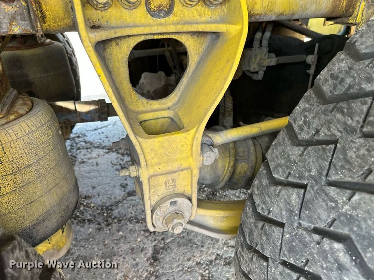 image for item DT6270 2013 Terex Advance DD13-450APPT6121 ready mix truck