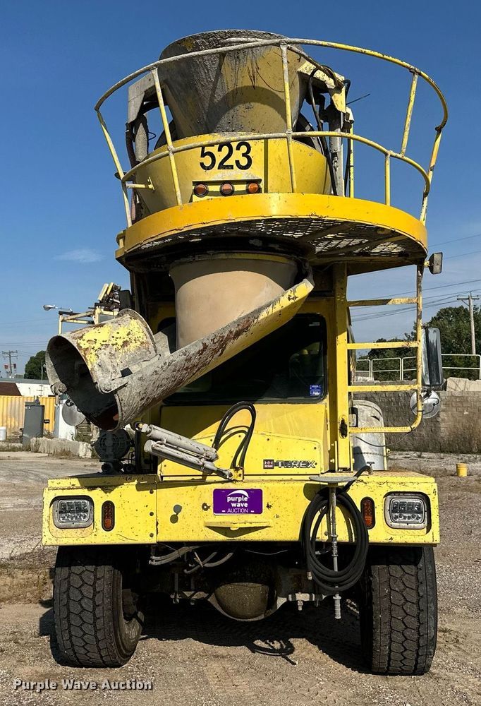 image for item DT6271 2007 Terex Advance 613410APPT61211 ready mix truck