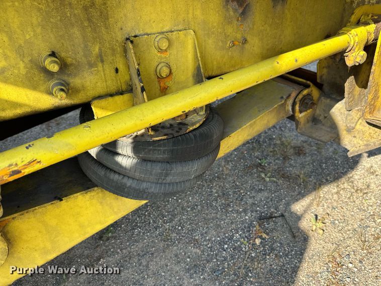 image for item DT6271 2007 Terex Advance 613410APPT61211 ready mix truck