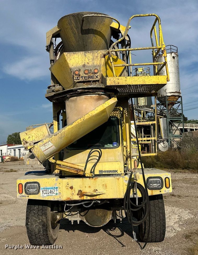 image for item DT6272 2013 Terex Advance FDB6000 ready mix truck