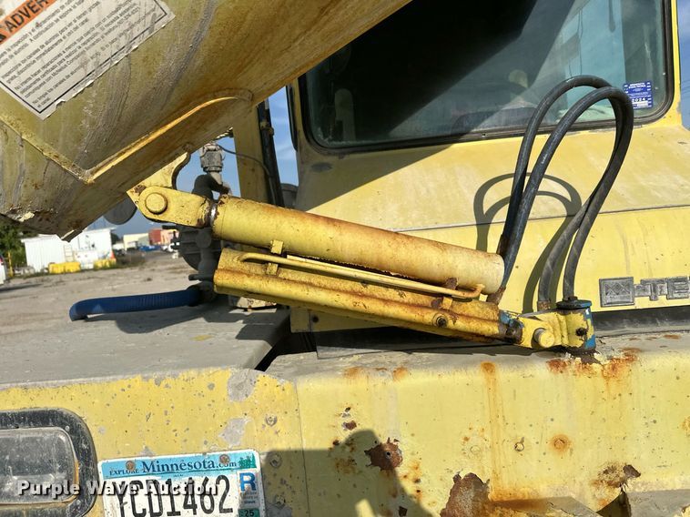 image for item DT6272 2013 Terex Advance FDB6000 ready mix truck