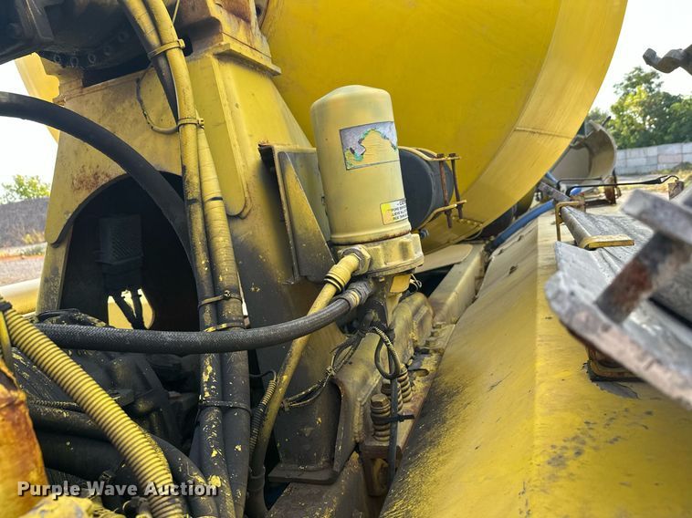 image for item DT6272 2013 Terex Advance FDB6000 ready mix truck