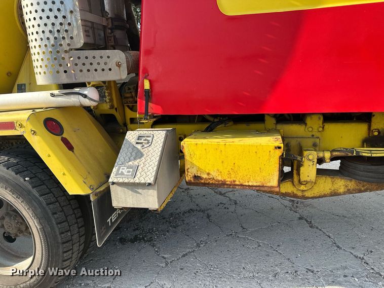 image for item DT6272 2013 Terex Advance FDB6000 ready mix truck