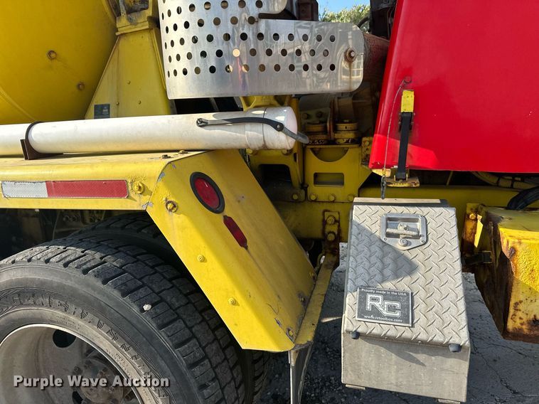 image for item DT6272 2013 Terex Advance FDB6000 ready mix truck