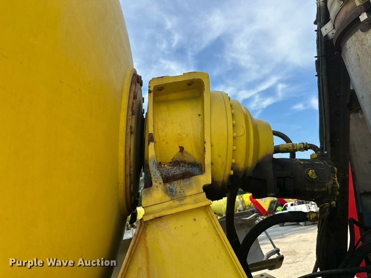 image for item DT6272 2013 Terex Advance FDB6000 ready mix truck