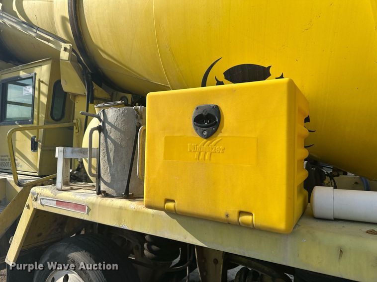 image for item DT6272 2013 Terex Advance FDB6000 ready mix truck