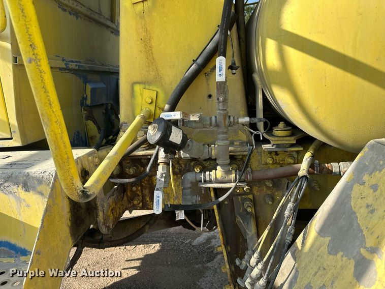 image for item DT6272 2013 Terex Advance FDB6000 ready mix truck