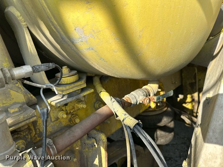 image for item DT6272 2013 Terex Advance FDB6000 ready mix truck