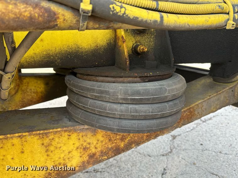 image for item DT6272 2013 Terex Advance FDB6000 ready mix truck