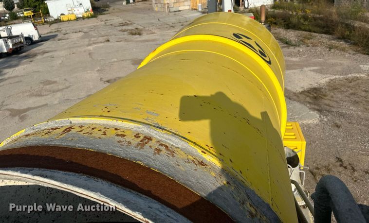 image for item DT6272 2013 Terex Advance FDB6000 ready mix truck