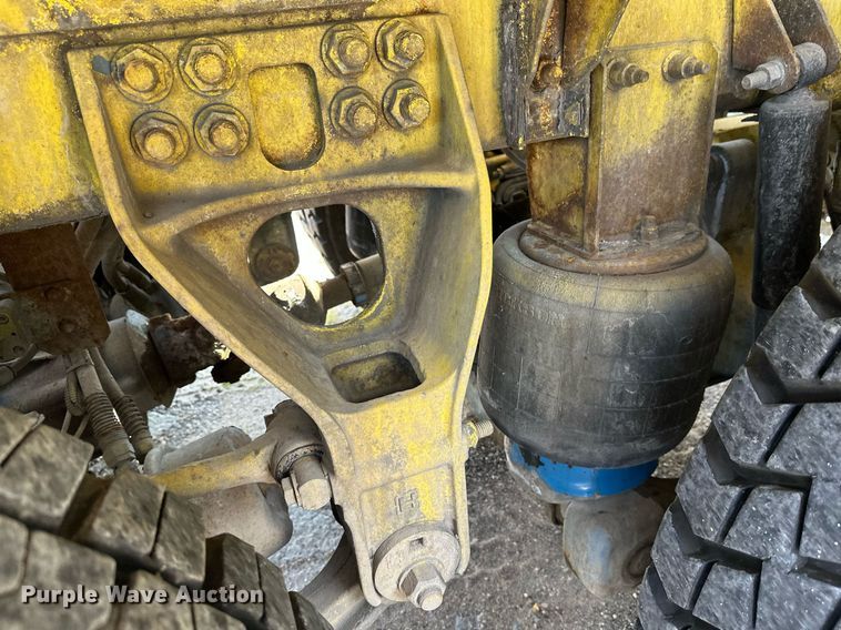 image for item DT6272 2013 Terex Advance FDB6000 ready mix truck