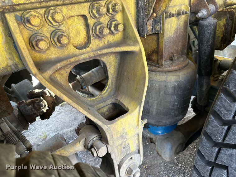 image for item DT6272 2013 Terex Advance FDB6000 ready mix truck