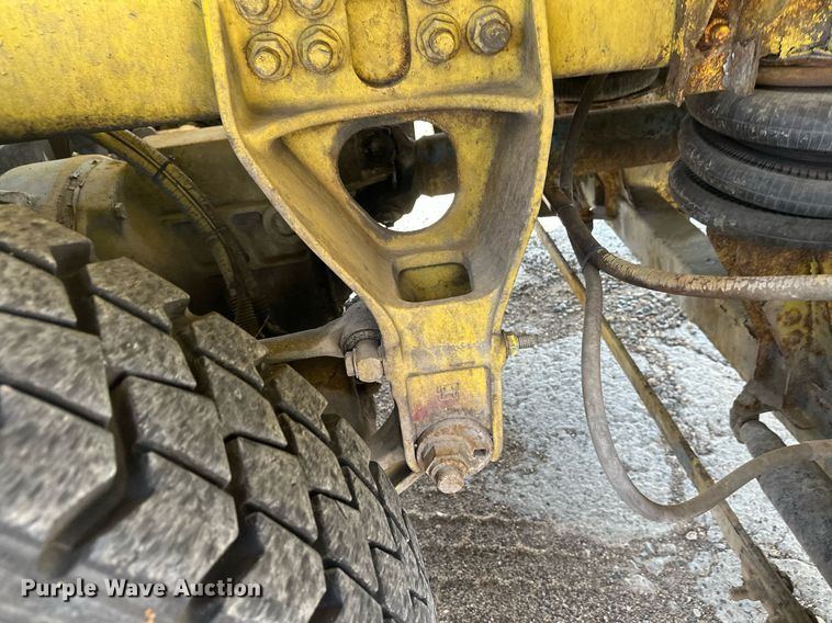 image for item DT6272 2013 Terex Advance FDB6000 ready mix truck