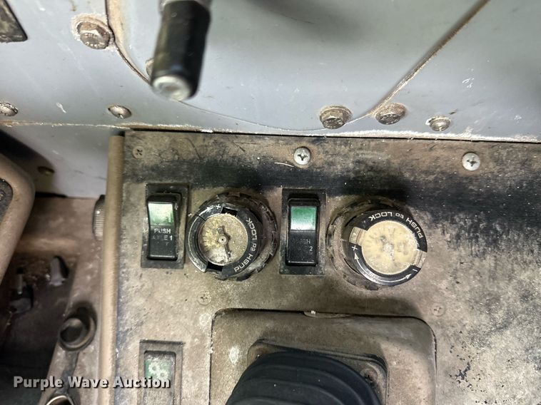 image for item DT6272 2013 Terex Advance FDB6000 ready mix truck