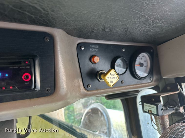 image for item DT6272 2013 Terex Advance FDB6000 ready mix truck