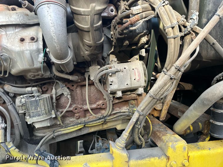 image for item DT6272 2013 Terex Advance FDB6000 ready mix truck