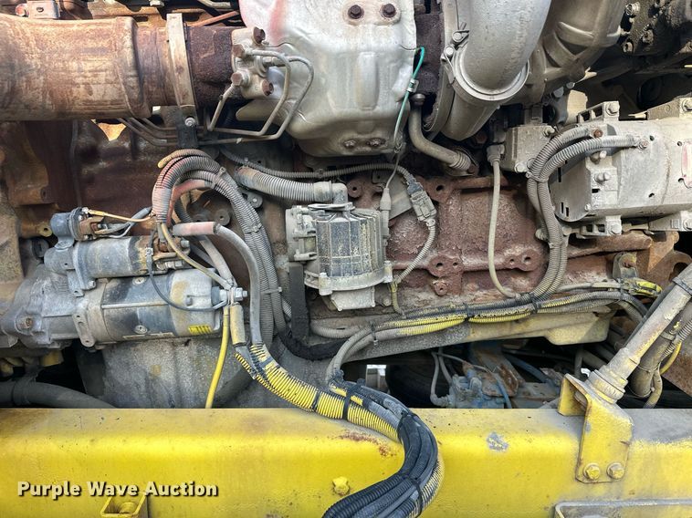 image for item DT6272 2013 Terex Advance FDB6000 ready mix truck