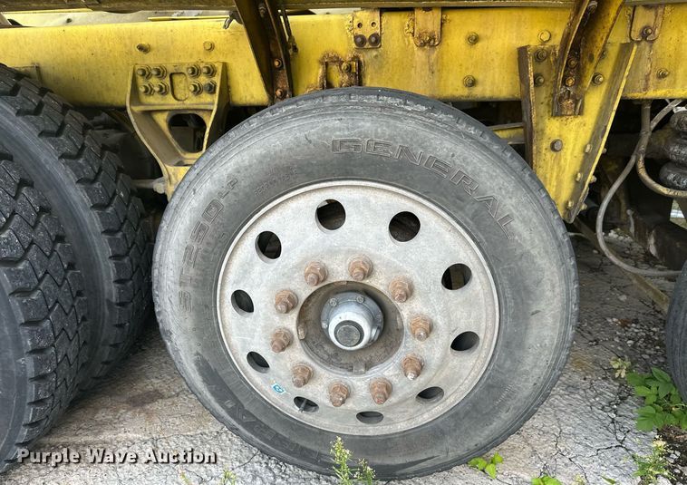 image for item DT6272 2013 Terex Advance FDB6000 ready mix truck