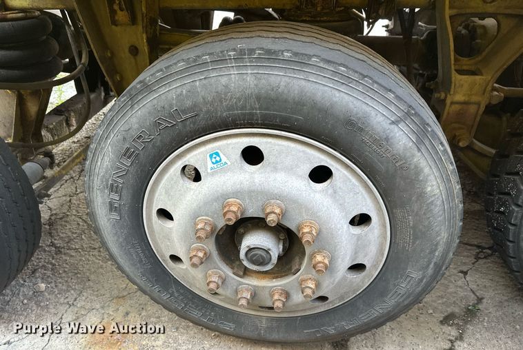 image for item DT6272 2013 Terex Advance FDB6000 ready mix truck