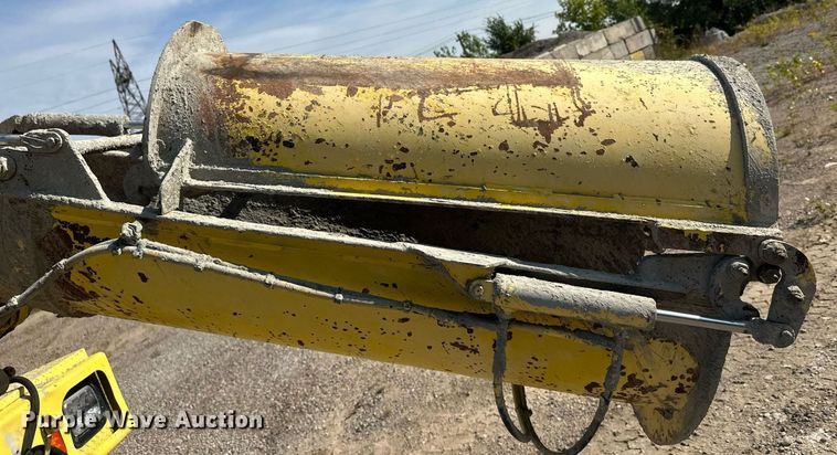 image for item DT6273 2007 Terex Advance C13335A6610 ready mix truck