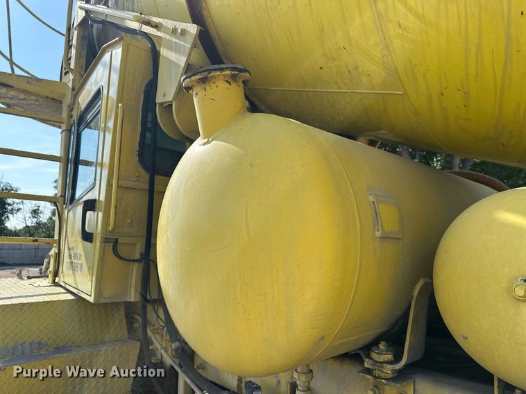 image for item DT6273 2007 Terex Advance C13335A6610 ready mix truck