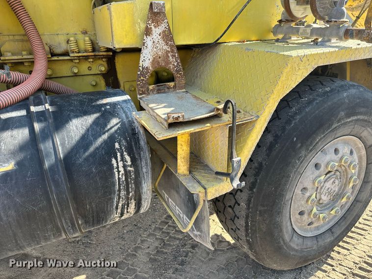 image for item DT6273 2007 Terex Advance C13335A6610 ready mix truck