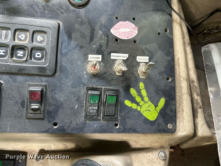 image for item DT6273 2007 Terex Advance C13335A6610 ready mix truck