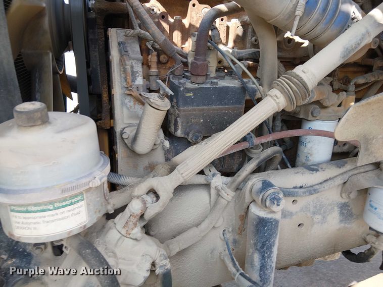 image for item DT6274 2007 Sterling truck cab and chassis