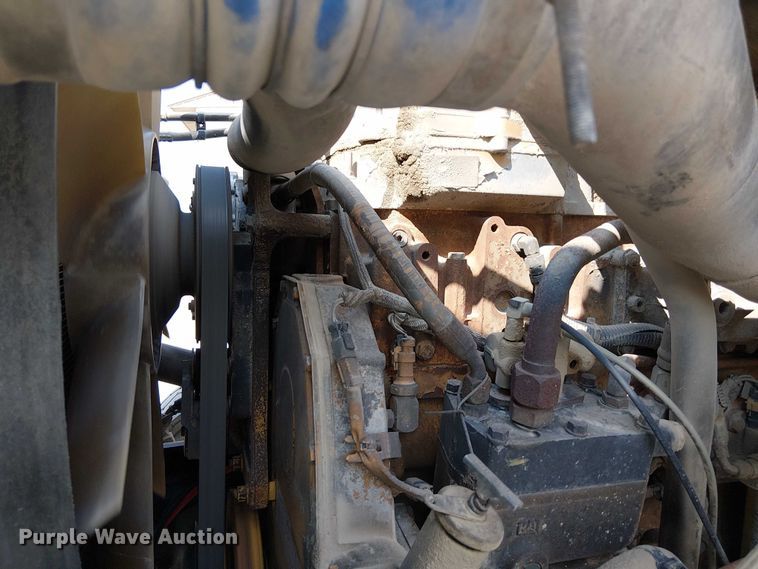 image for item DT6274 2007 Sterling truck cab and chassis