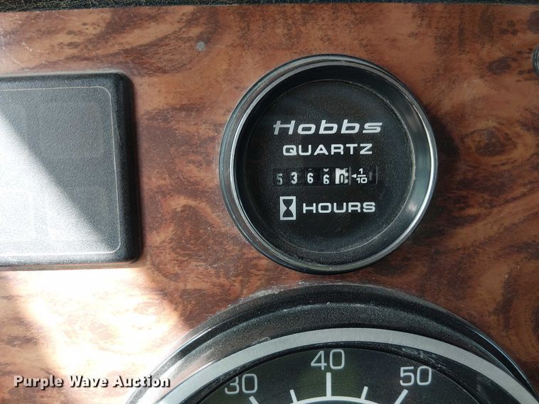 image for item DT6275 2000 Kenworth W900B truck cab and chassis