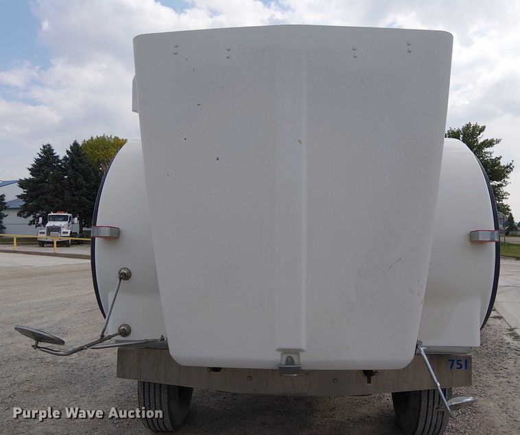 image for item DT6275 2000 Kenworth W900B truck cab and chassis