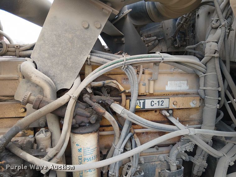 image for item DT6275 2000 Kenworth W900B truck cab and chassis