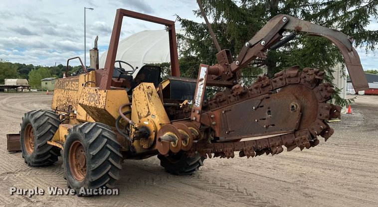 image for item DT6279 Case 760 Trencher