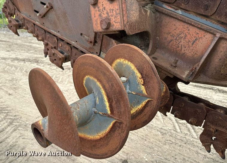 image for item DT6279 Case 760 Trencher