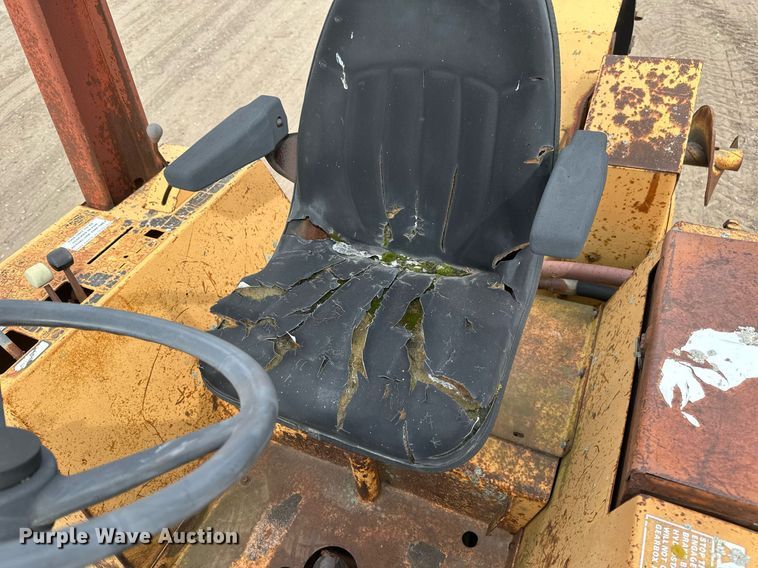 image for item DT6279 Case 760 Trencher