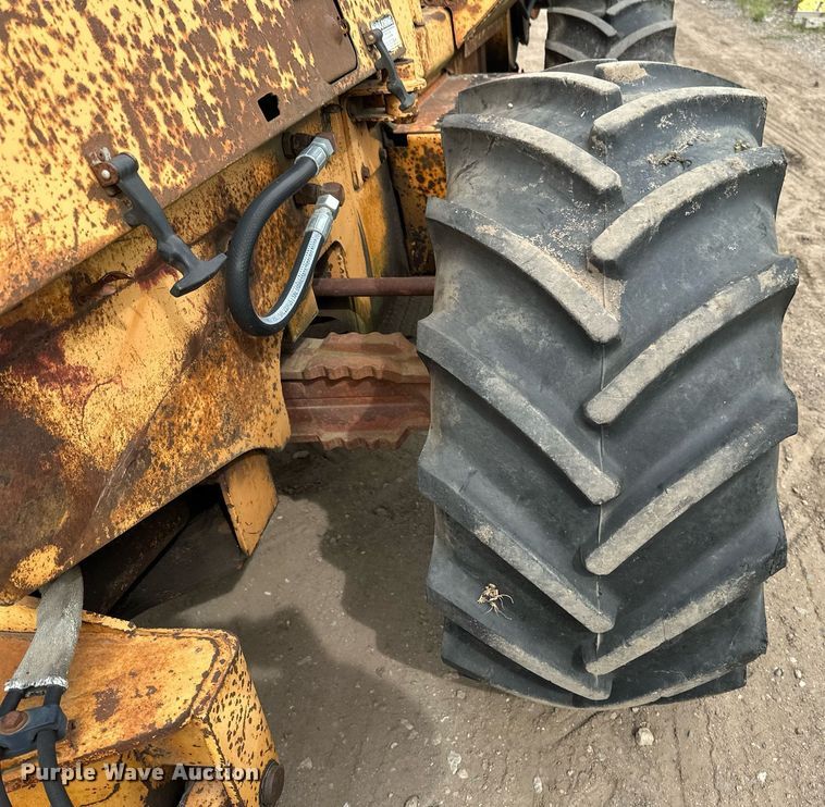 image for item DT6279 Case 760 Trencher