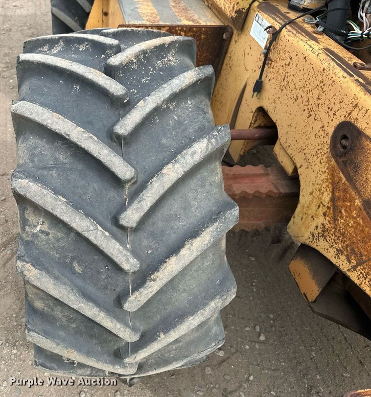 image for item DT6279 Case 760 Trencher